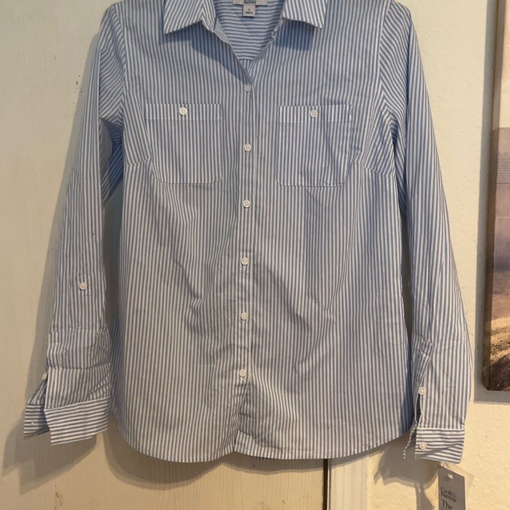 Croft & Barrow Blue and White Button Down Shirt